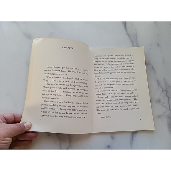 The Circus Detectives (Magic Circle Book) by Harriette Sheffer Abels 1971 - Picture 4 of 10